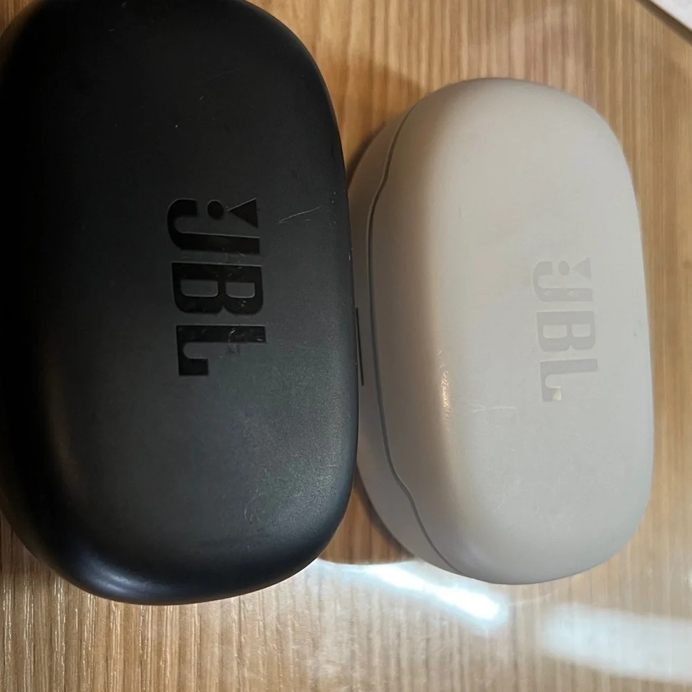 JBL wireless earbuds
